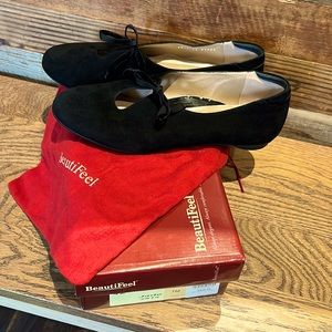 BeautiFeel Suede Jade Size 42 Worn Once